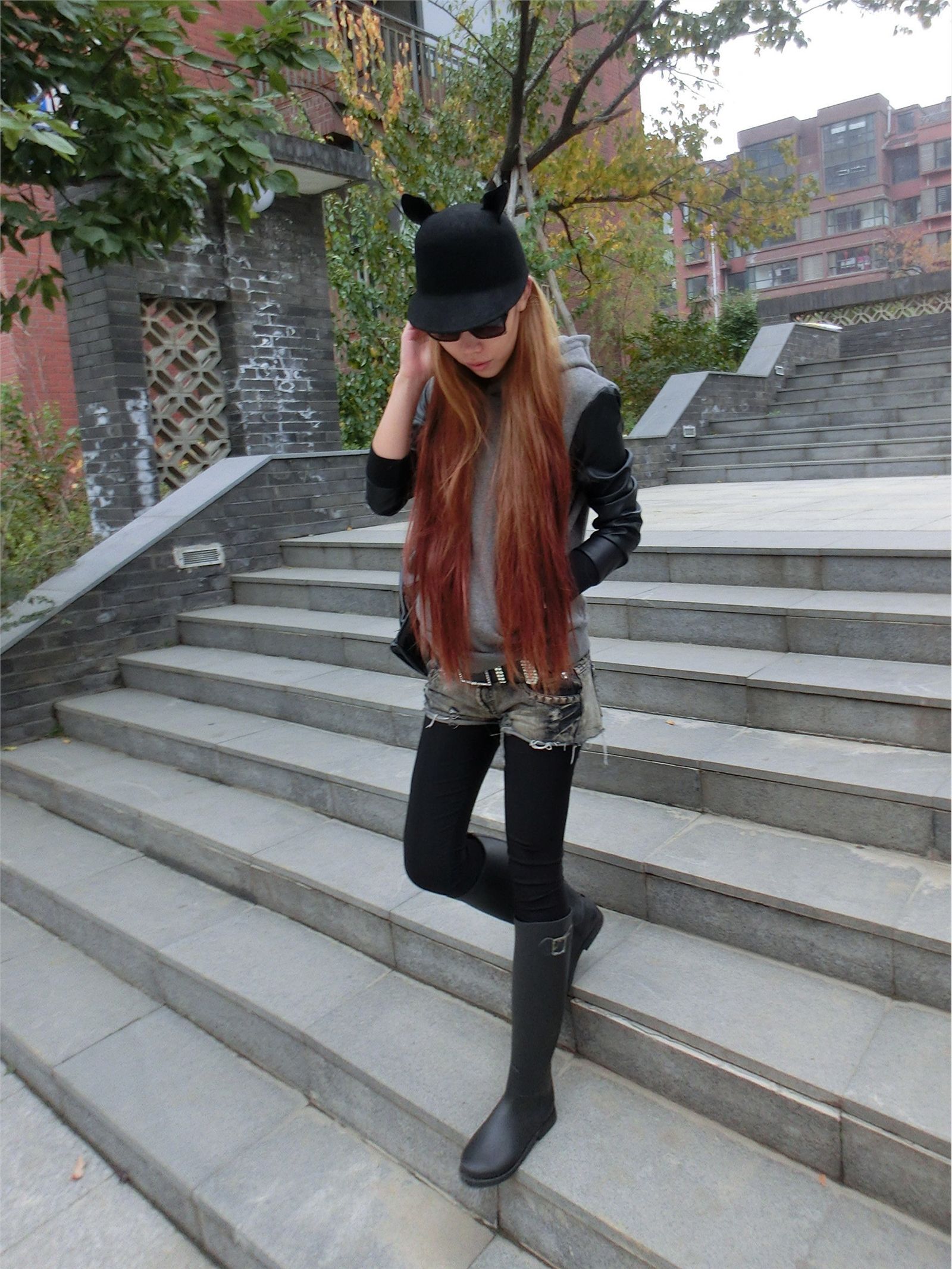 花哨尤物saisai的微博列表微女郎 2